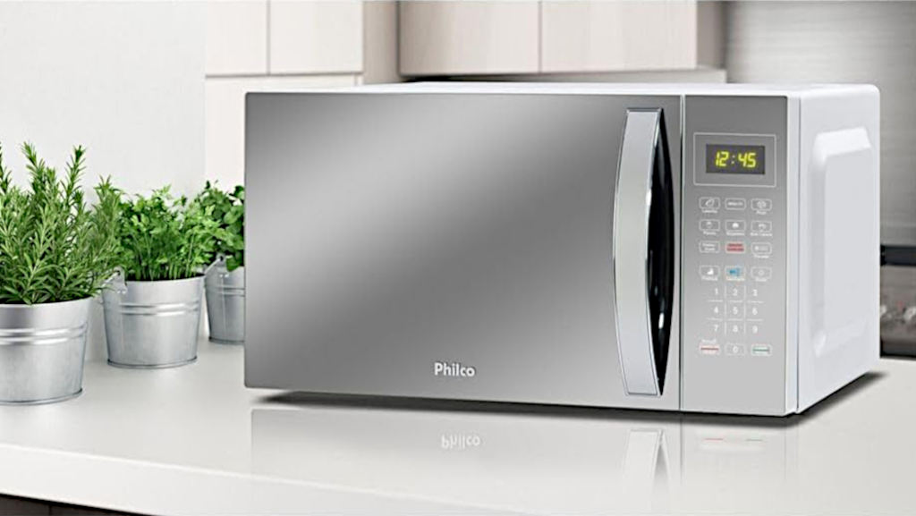 Micro-ondas Philco PMO28E 25L espelhado, destaque do review TeInformo.
