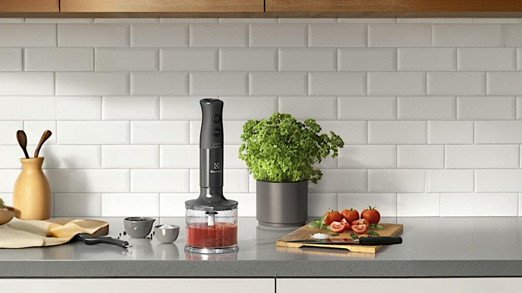 Mixer Electrolux EIB10, destaque do review TeInformo.