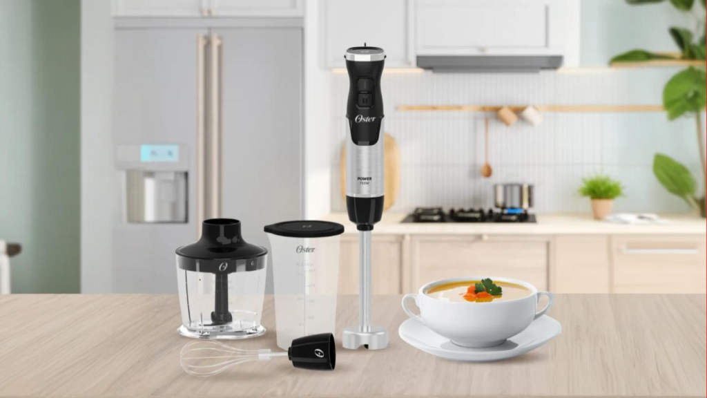 Mixer Oster Power Black OMIX570, destaque do review TeInformo.